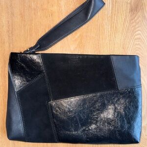 Vince Camuto Draya Leather Wristlet Clutch